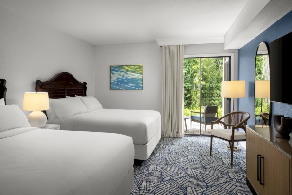 Deluxe guest room